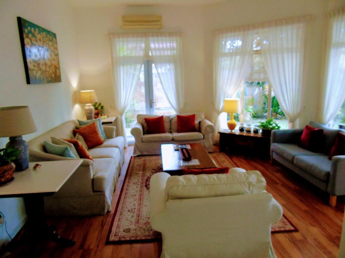 Rumah Putih Near Klia Sepang Ngoại thất bức ảnh