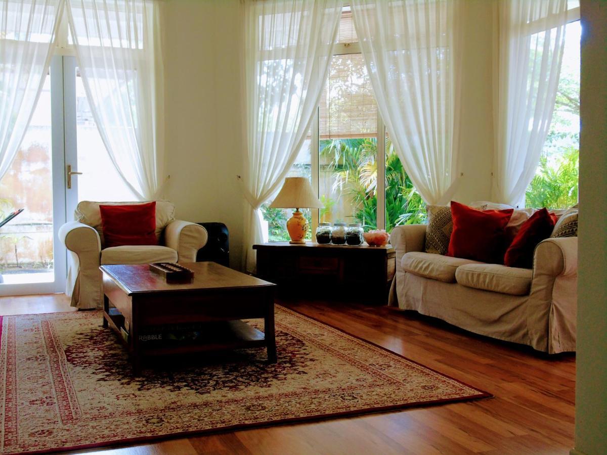 Rumah Putih Near Klia Sepang Ngoại thất bức ảnh