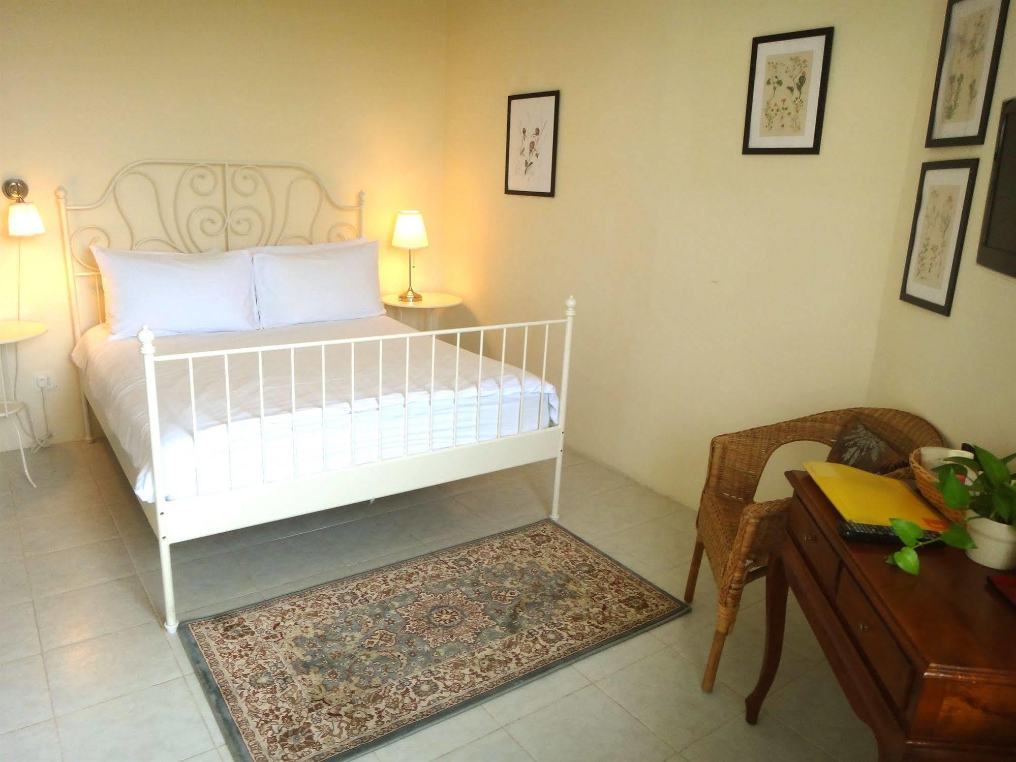 Rumah Putih B&B Near Klia Sepang Ngoại thất bức ảnh