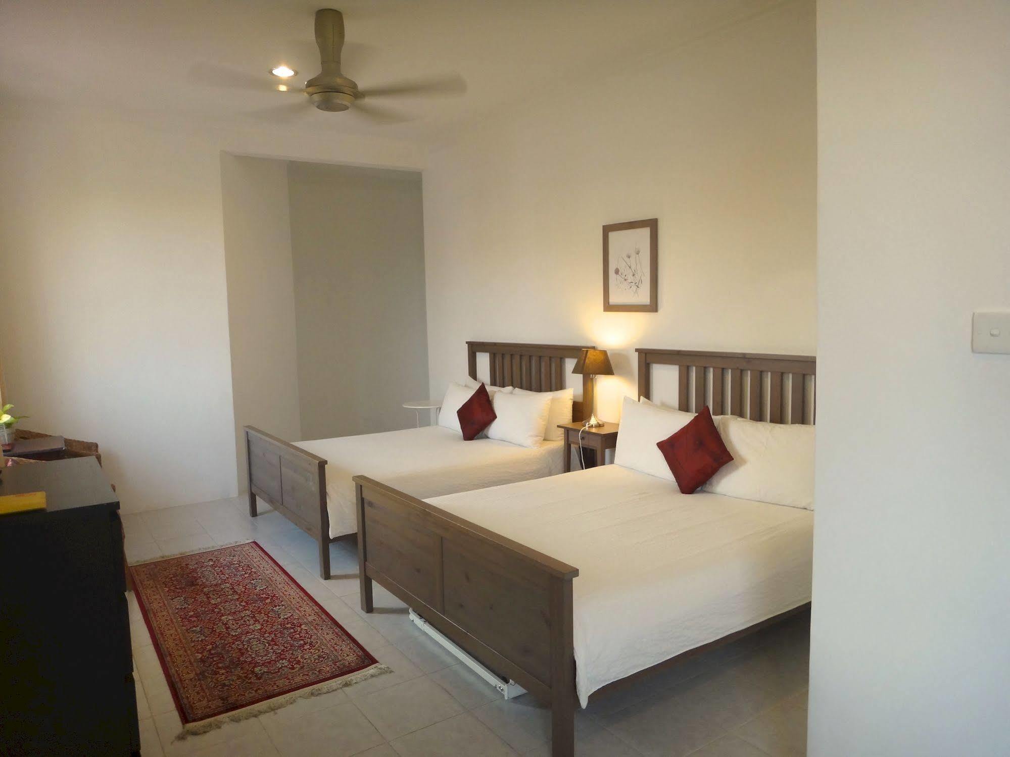 Rumah Putih Near Klia Sepang Ngoại thất bức ảnh