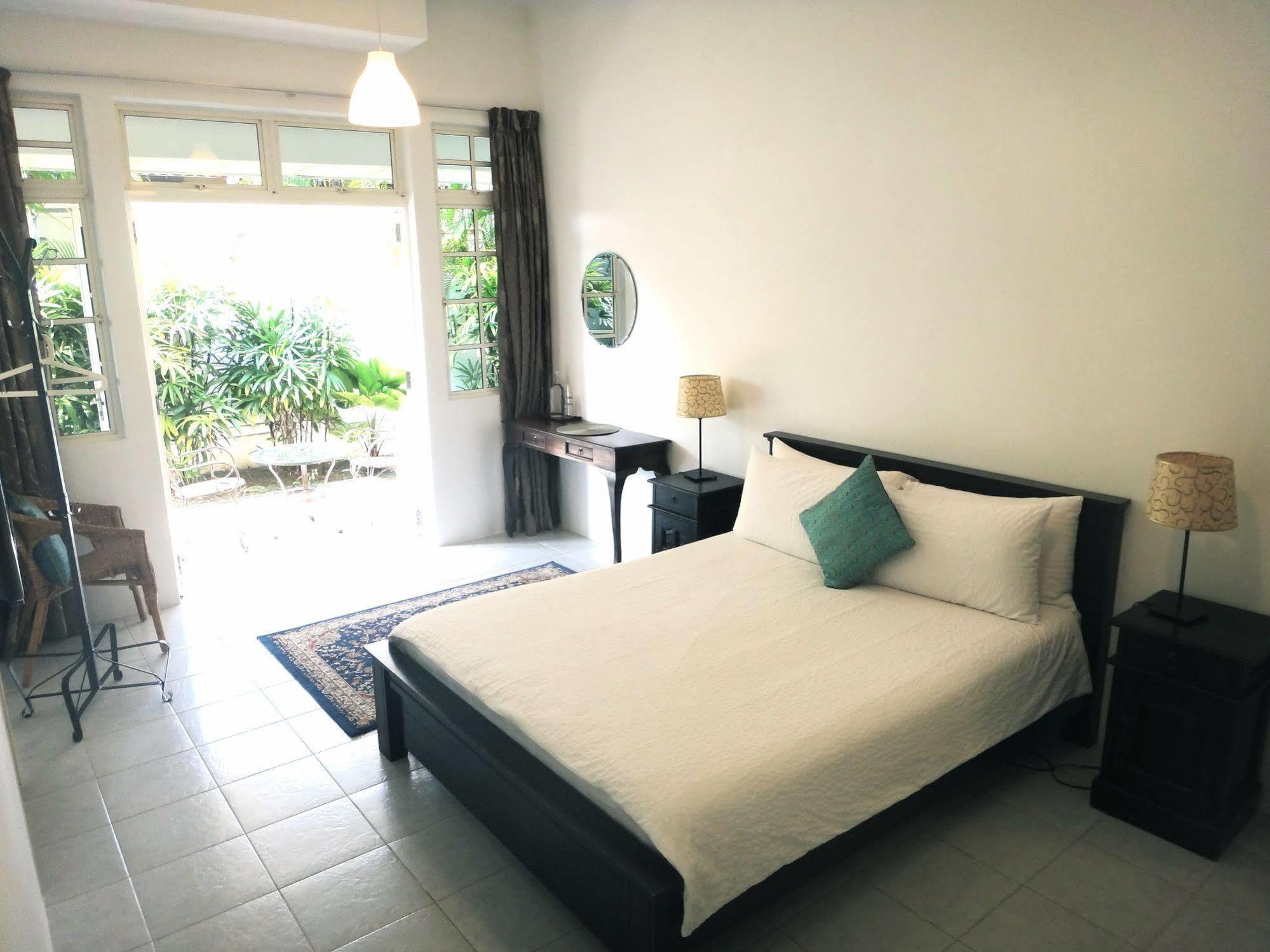 Rumah Putih B&B Near Klia Sepang Ngoại thất bức ảnh