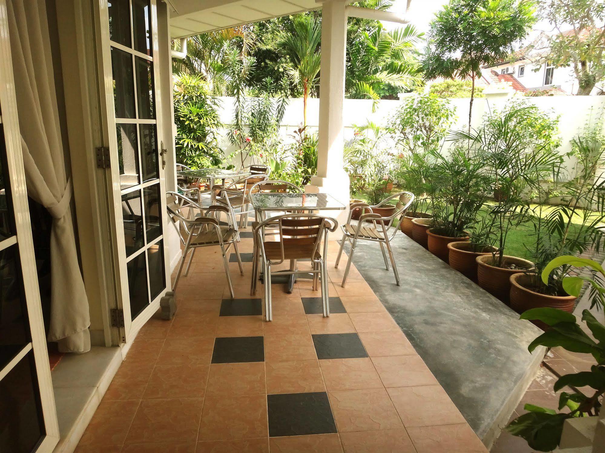 Rumah Putih Near Klia Sepang Ngoại thất bức ảnh